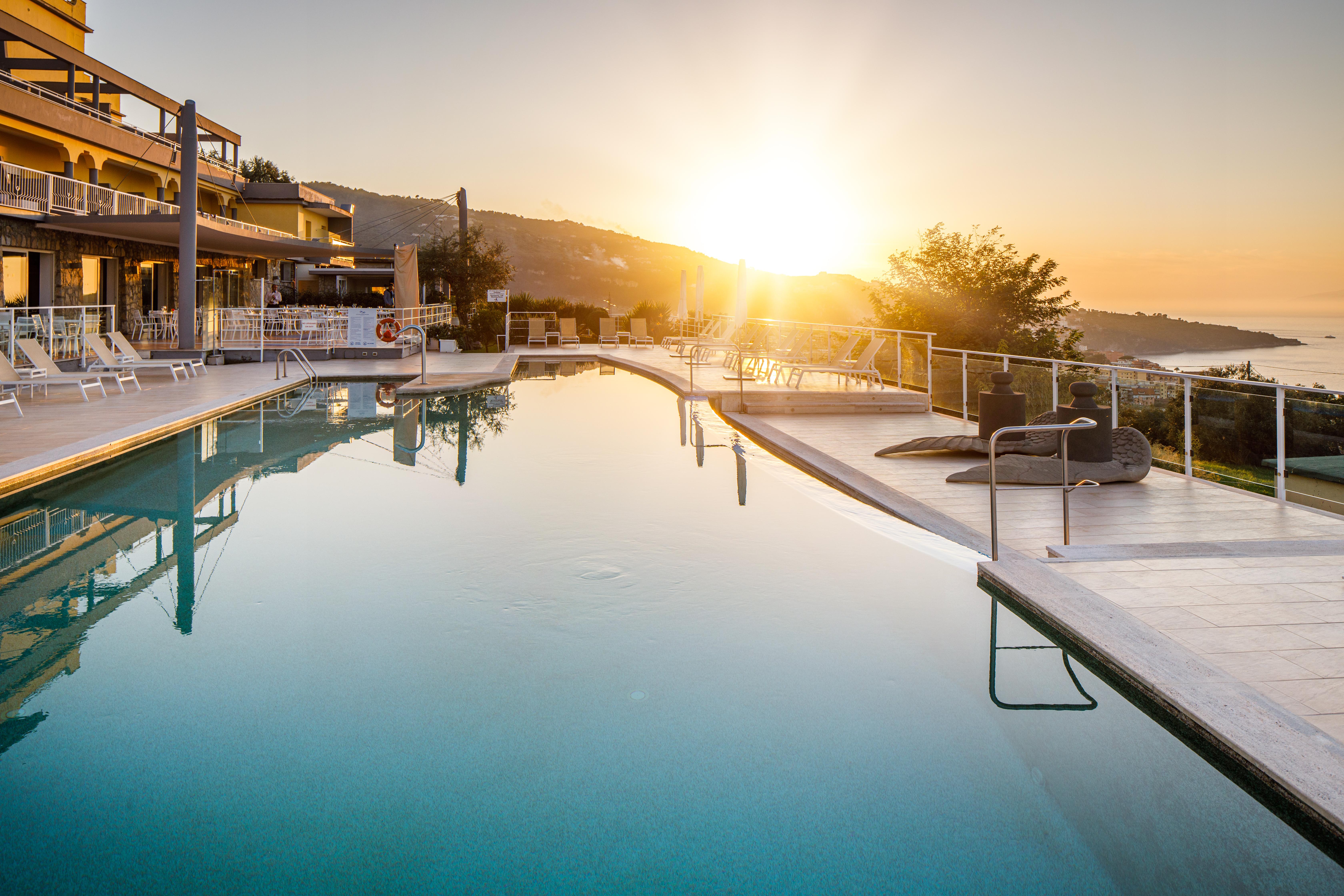 Art Hotel Gran Paradiso Сорренто Экстерьер фото