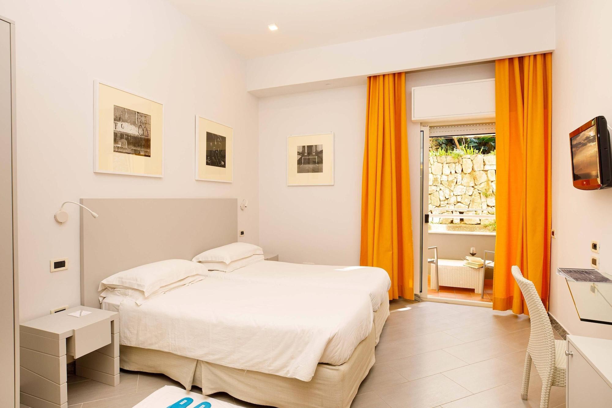 Art Hotel Gran Paradiso Сорренто Экстерьер фото